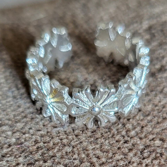 Jewelry - ✨️Add ONE FREE to any bundle✨️